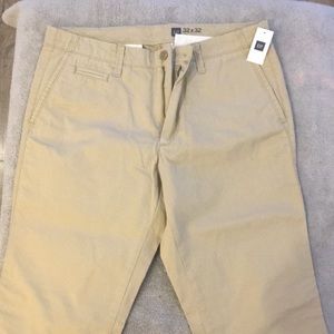 Men’s slim khaki pants NWT